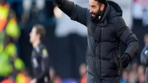 《独家爆料：B席成加拉塔萨雷头号猎物，亿元年薪待遇已筹备就绪！》